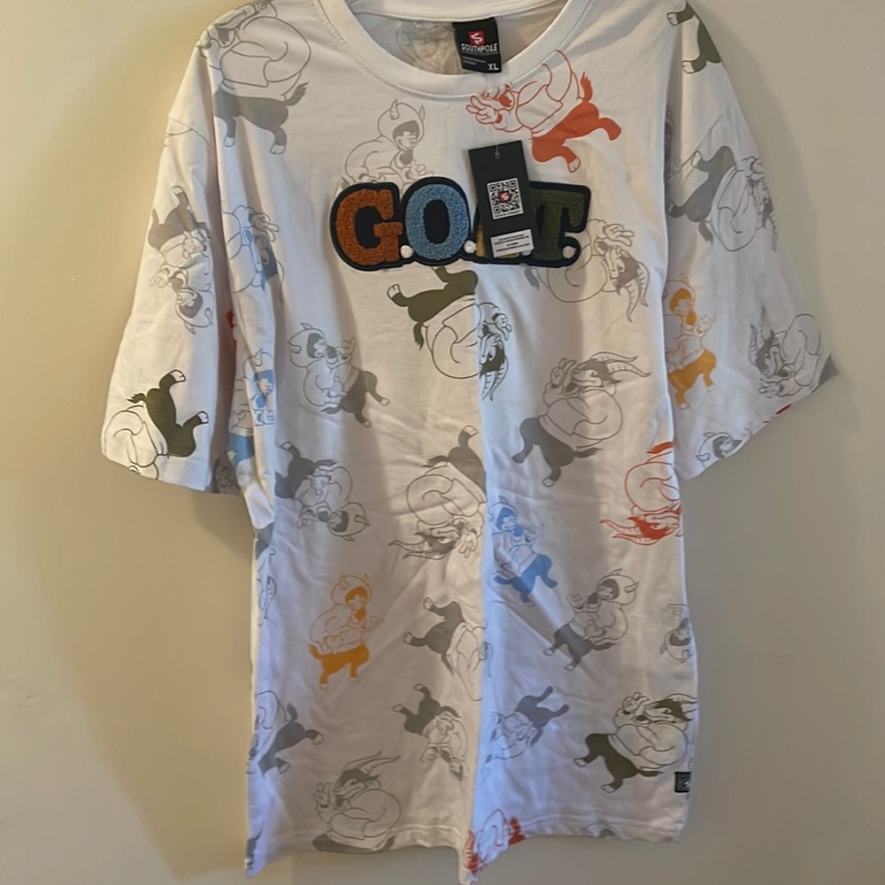 Beautiful cool graphic South Pole shirt size XL